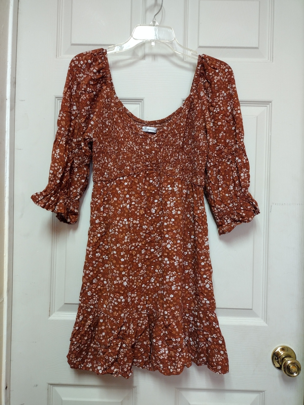 Hollister Floral Mini Dress in Brown & White Size Large